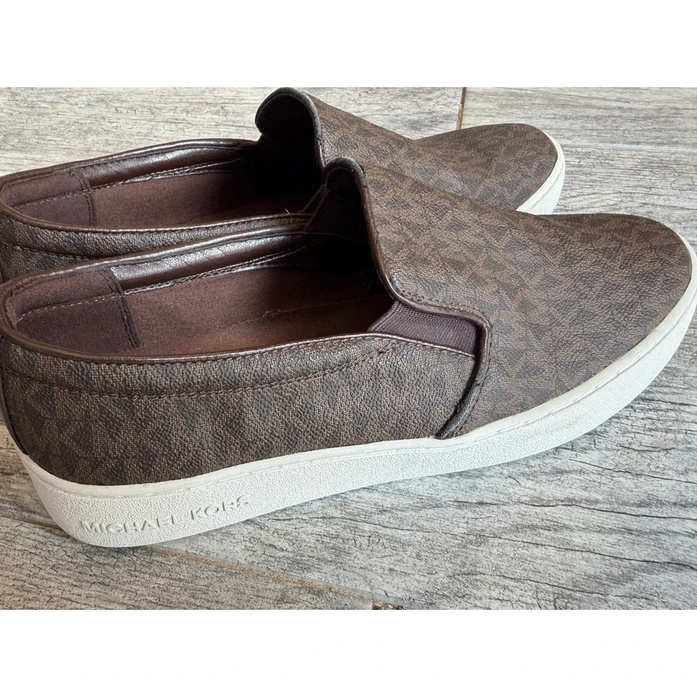 Michael Kors Keaton‎ Slip On Sneakers 9 MK Monogram Flats Womens Shoes Loafers